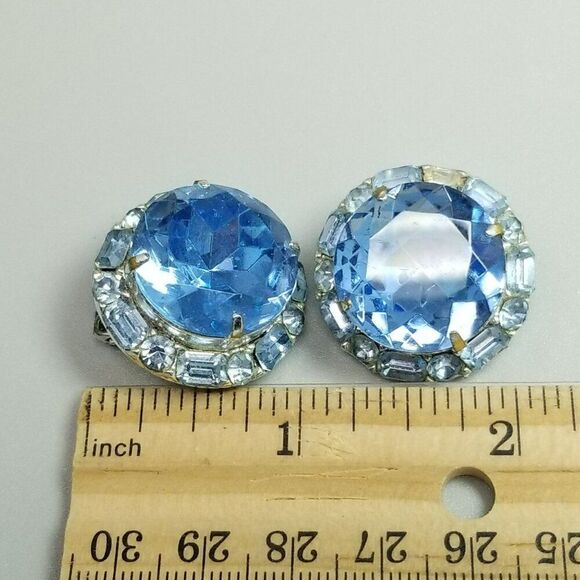 Vintage Large Round Blue Glass Rhinestone Clip On Earrings, Prong Set Halo Retro - Picture 5 of 8